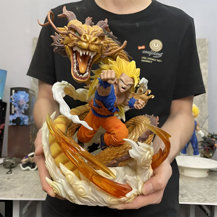 Figurine Goku Super Saiyan 3 Poing du Dragon